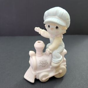 Vintage 1992 Precious Moments" Train Figurine B0107